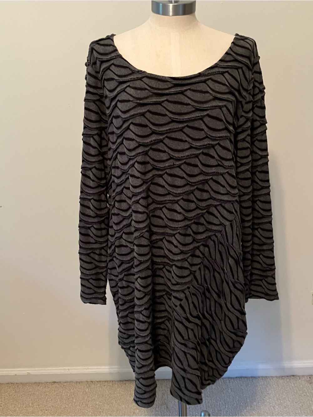 Chalet Womens Tunic Top Dress L Gray Black Textured Artsy Lagenlook Casual
